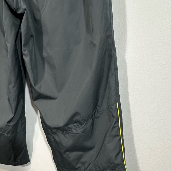 Gray Windbreaker Track pants Size Large - Picture 6 of 7